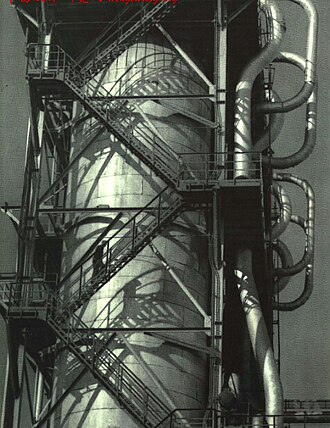 1966年大庆油田焦化塔