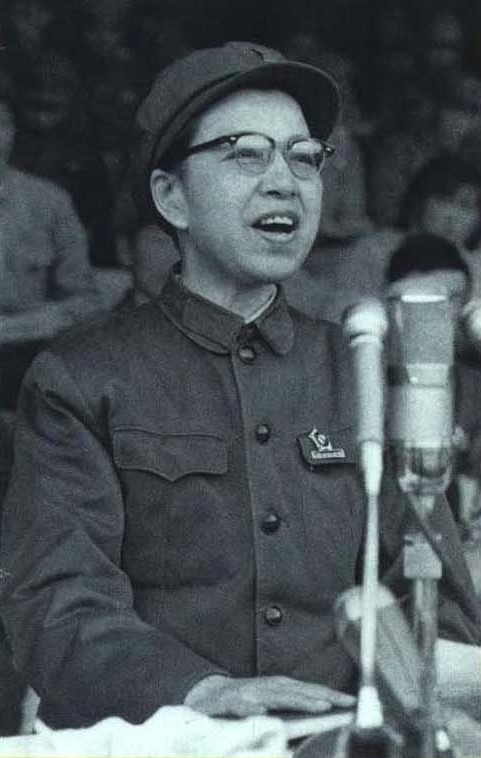 江青
