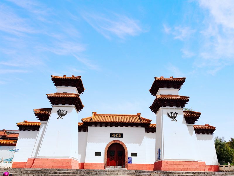 河南南阳医圣祠