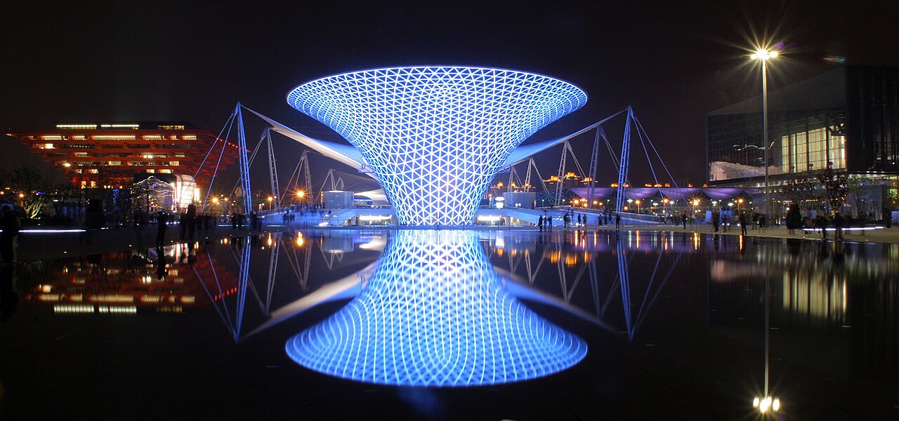 ​2010年上海世博会世博轴夜景