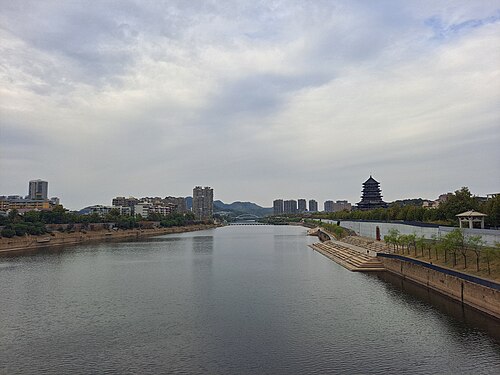 昌江两岸