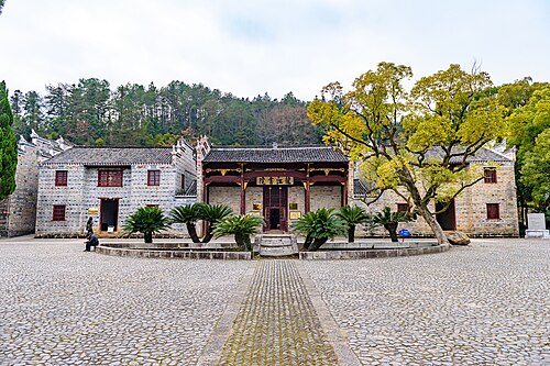 建于1840年的龙江书院为朱毛会师所在地
