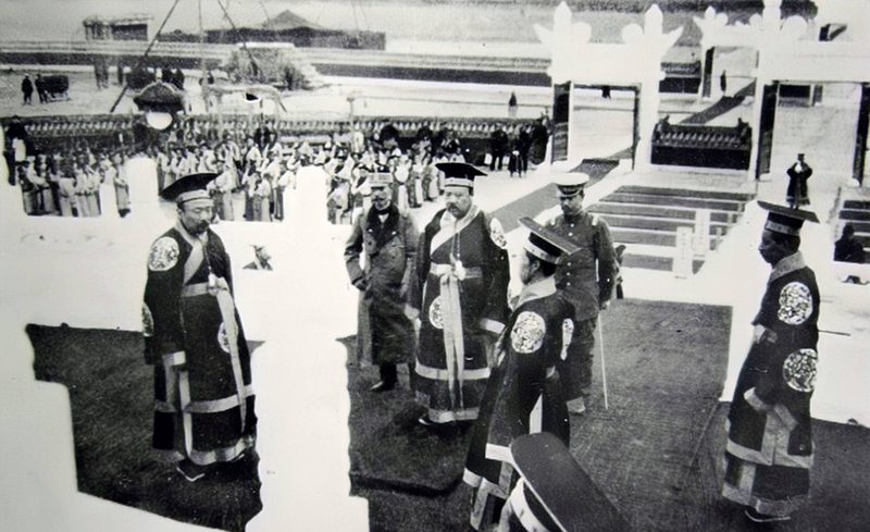 1914年底，北洋政府在北京举行祭天活动